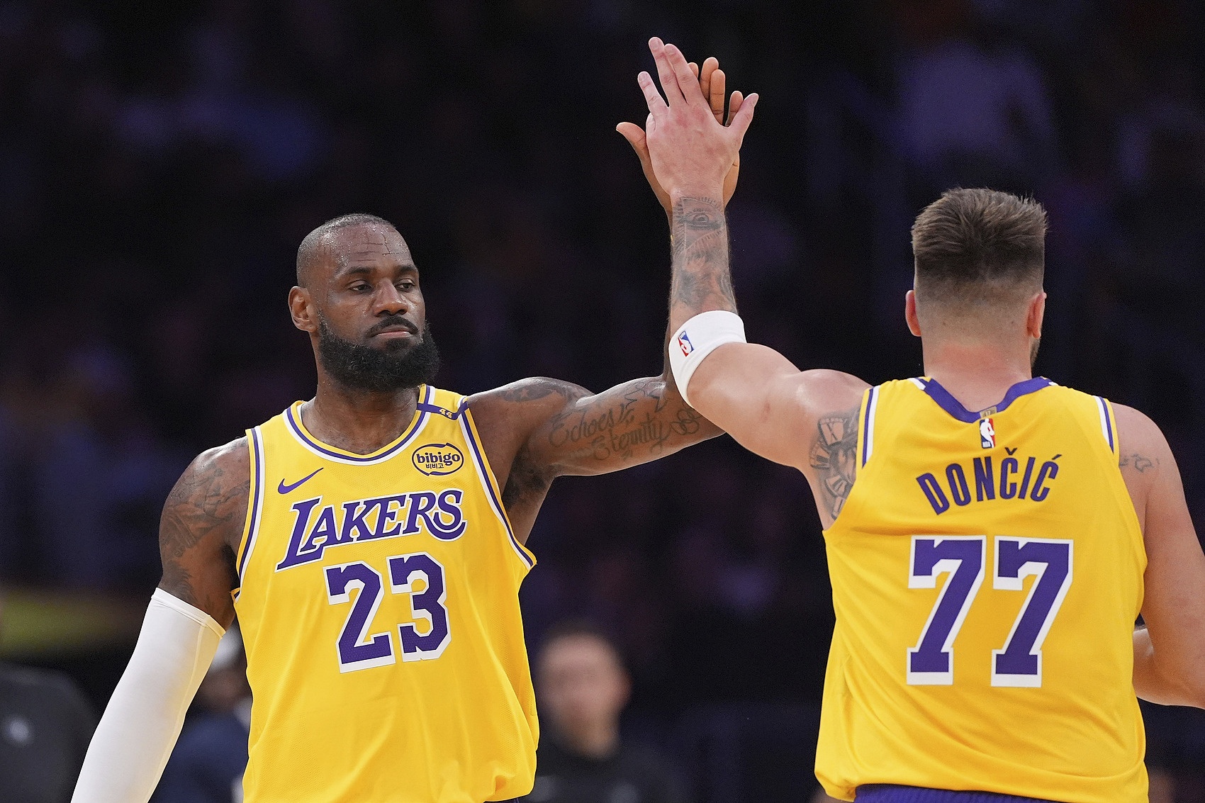  ESPN只聊湖勇？A-史密斯：巴克利是媒體人但根本不懂人們愛看什么